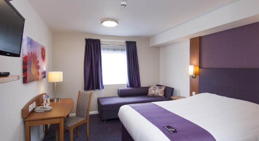 Premier Inn St. Albans/Bricket Wood Room photo