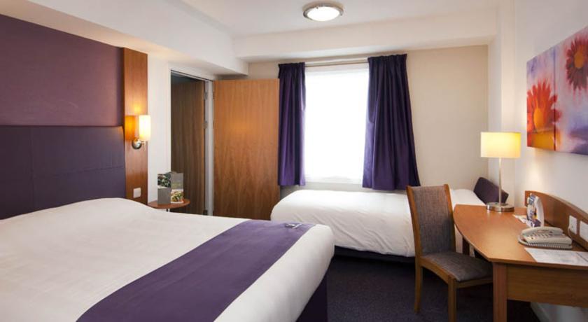 Premier Inn St. Albans/Bricket Wood Room photo