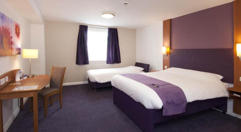 Premier Inn St. Albans/Bricket Wood Room photo