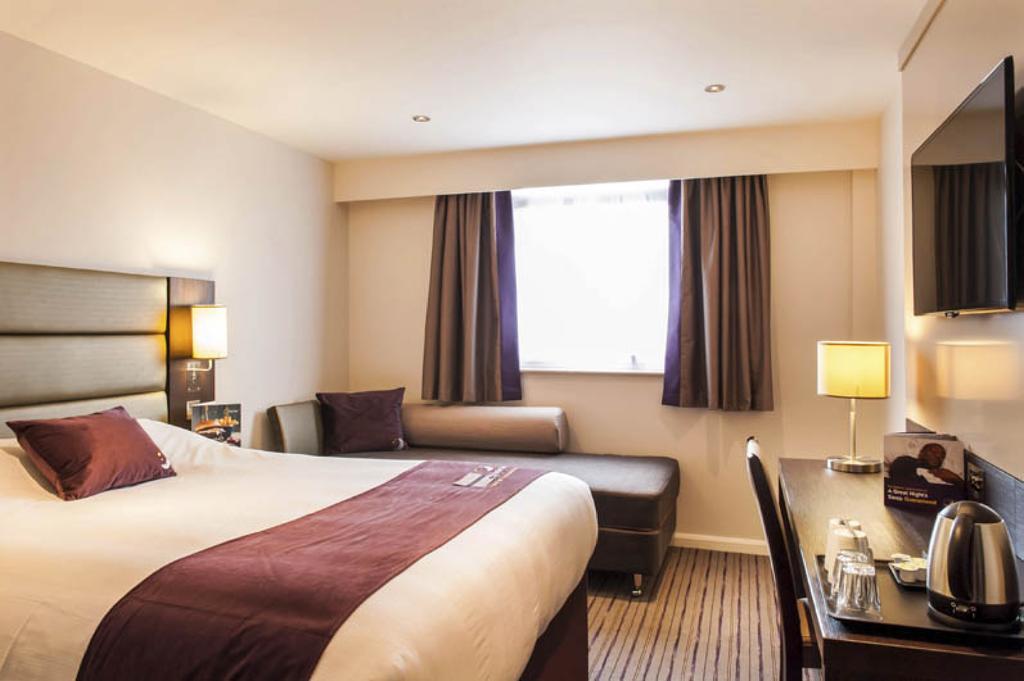 Premier Inn St. Albans/Bricket Wood Room photo