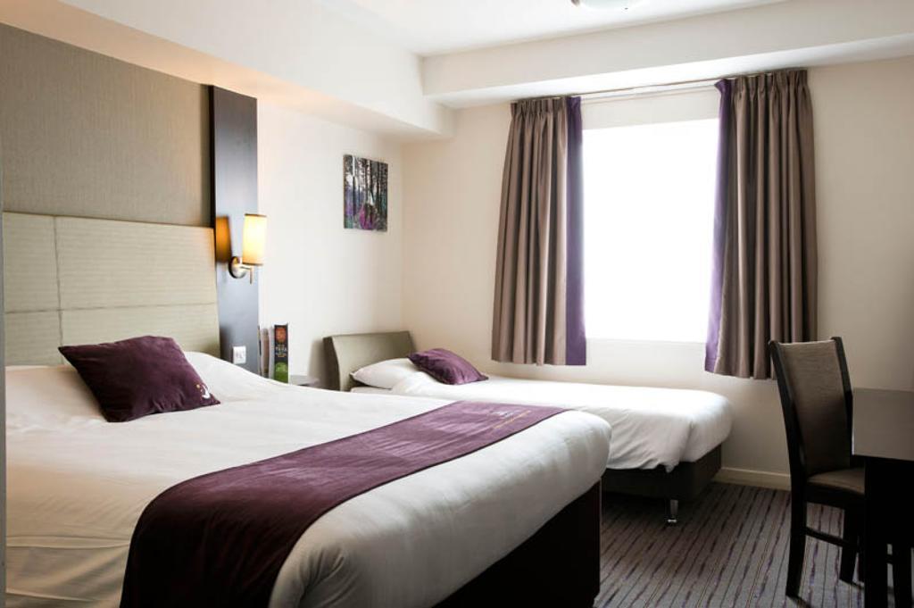 Premier Inn St. Albans/Bricket Wood Room photo